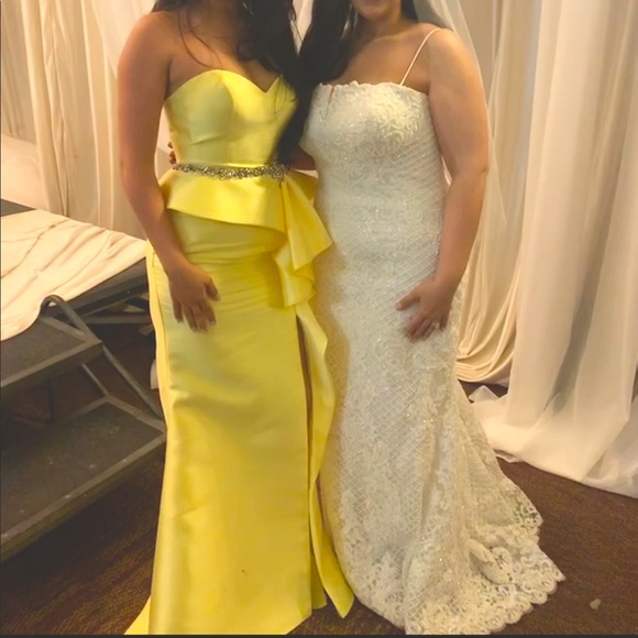 Yellow Elegant Evening Dress - Picture 3 of 3